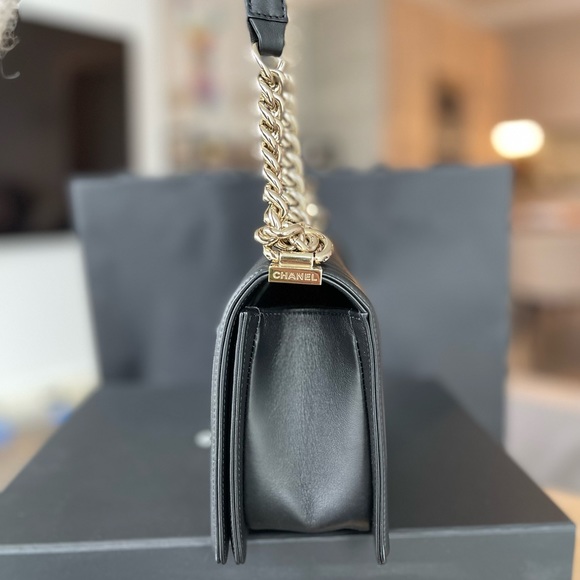 Chanel LeBoy - Picture 6 of 6